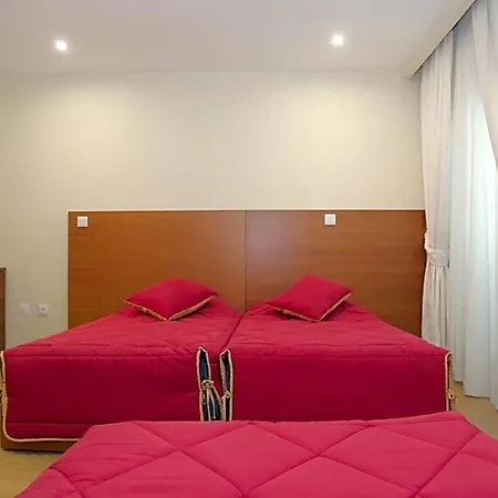 Colina Do Ave Local Inn *